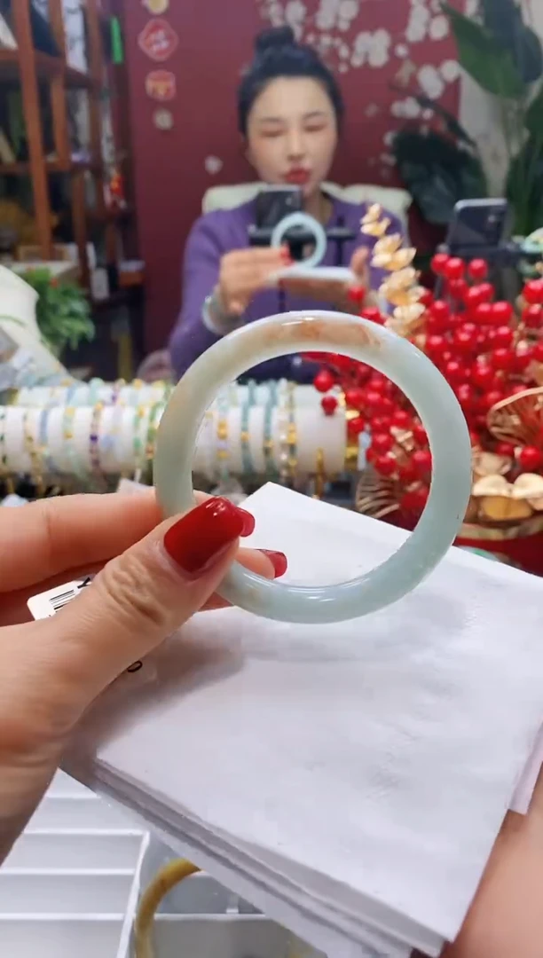 【闪购商品】翡翠手镯（圆镯）未镶嵌8红翡53-55/8.9*8.4圆条