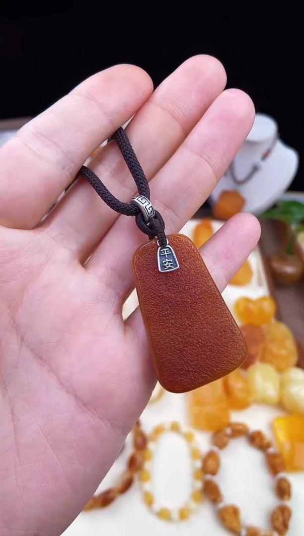 琥珀未镶嵌珠宝奇石柒月