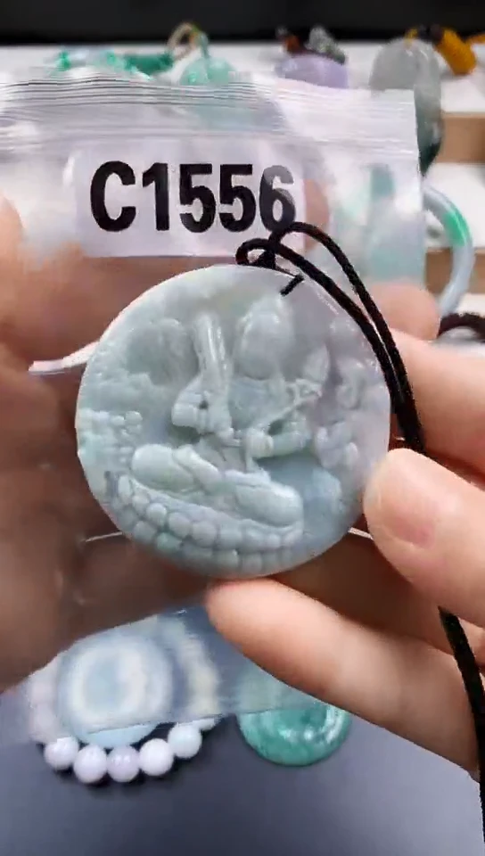 颈饰未镶嵌翡翠天然翡翠吊坠挂件