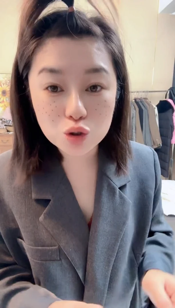 692乳