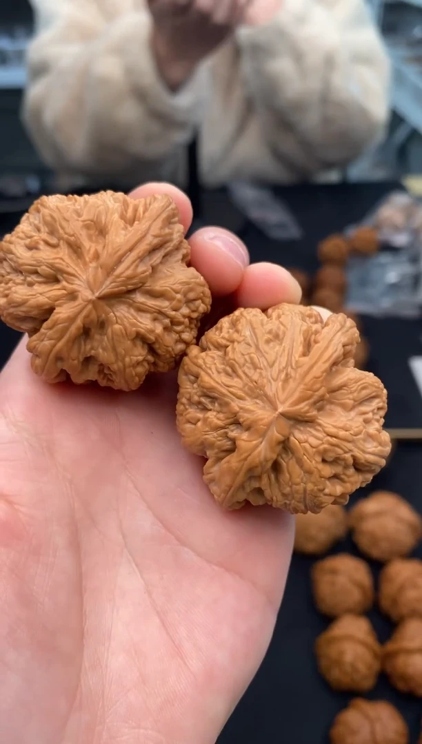 【闪购商品】文玩核桃把件肉球筋42-u094