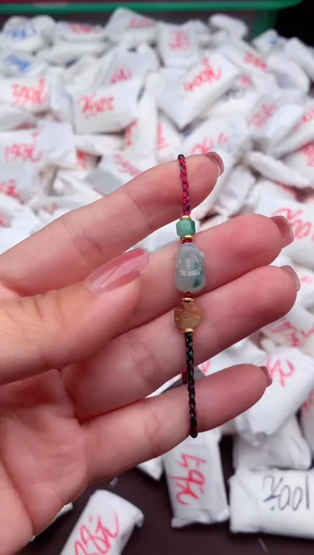 【闪购商品】翡翠手绳未镶嵌一