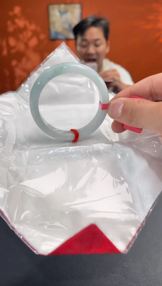 未镶嵌手镯翡翠翡翠手镯