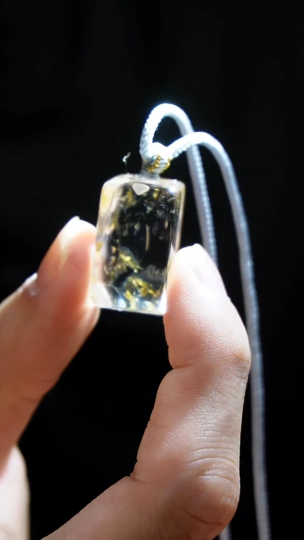 吊坠(赠链)未镶嵌水晶水晶