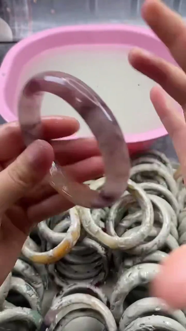 未镶嵌手镯石英质玉4 6160