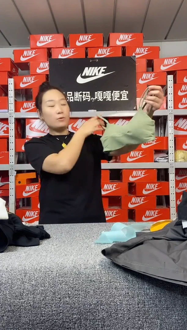 067编码 瑕疵直播间过款 尺码150XS