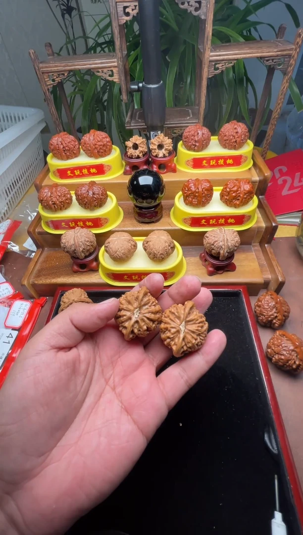 把件文玩核桃小*.15宫灯