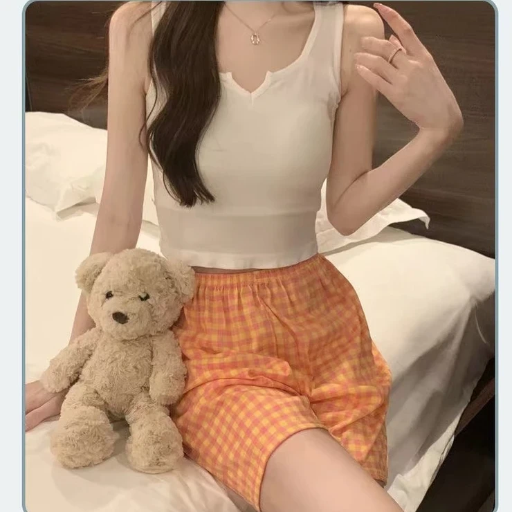 拥抱夏天女短裤睡裤ins风运动高腰显瘦阔腿宽松休闲格子家居裤