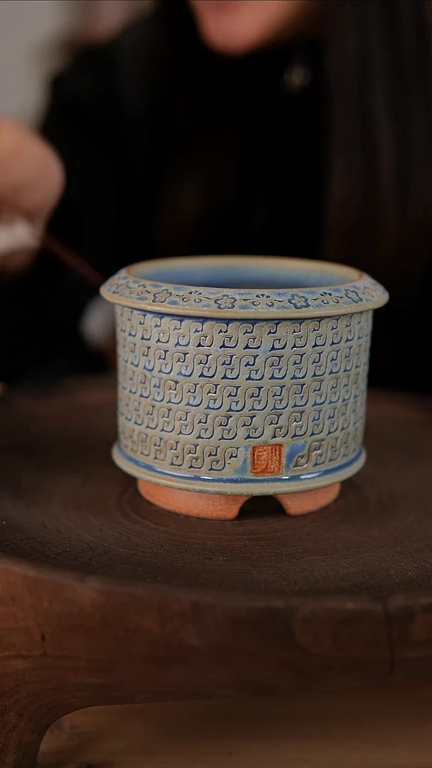 【闪购商品】红陶1-18-093默认微瑕口8.5