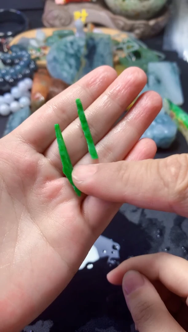 翡翠未镶嵌颈饰离*006天然翡翠