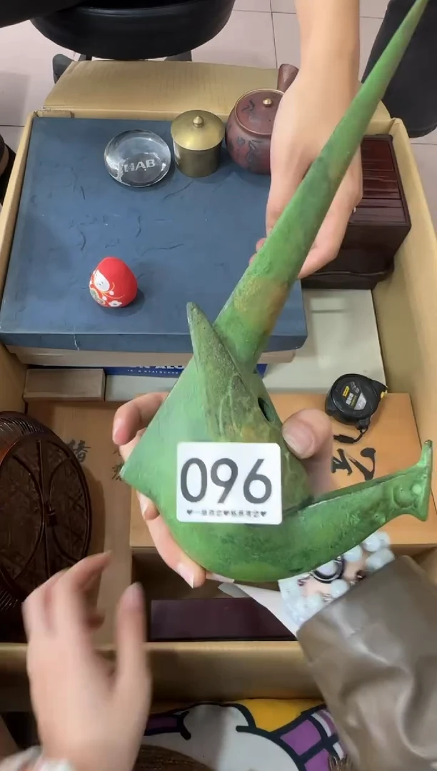 其他大****2096...中古产品谨慎参拍