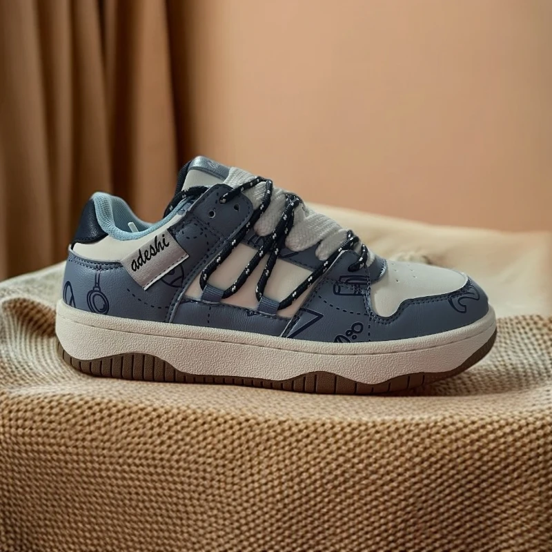 2023001皮面秋冬款百搭男女情侣款休闲板鞋男女鞋