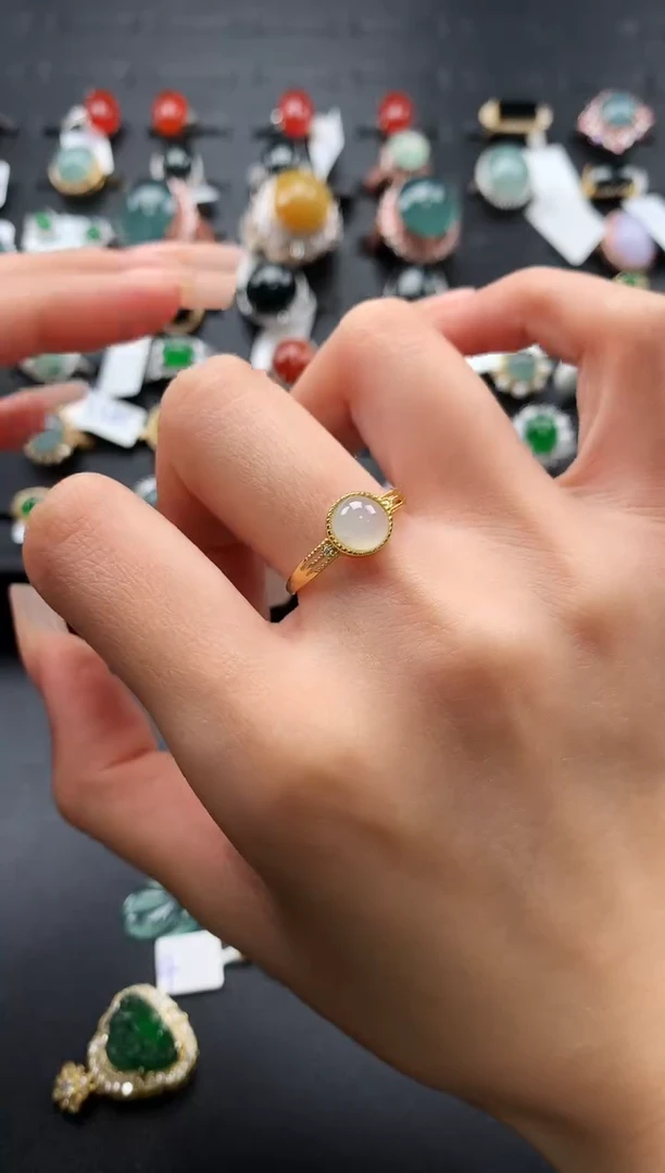 【闪购商品】翡翠戒指未镶嵌5687654785687658