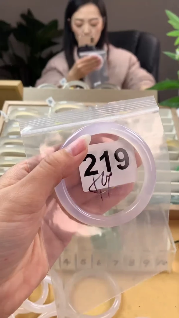 【闪购商品】玛瑙/玉髓手镯未镶嵌219