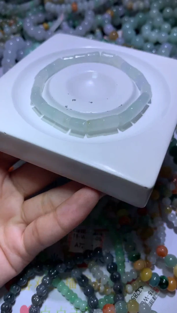 翡翠挂件未镶嵌苹*香MJX048692