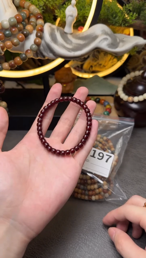 菩提根/象牙果手串菩提根车厘子朱莎直切单圈