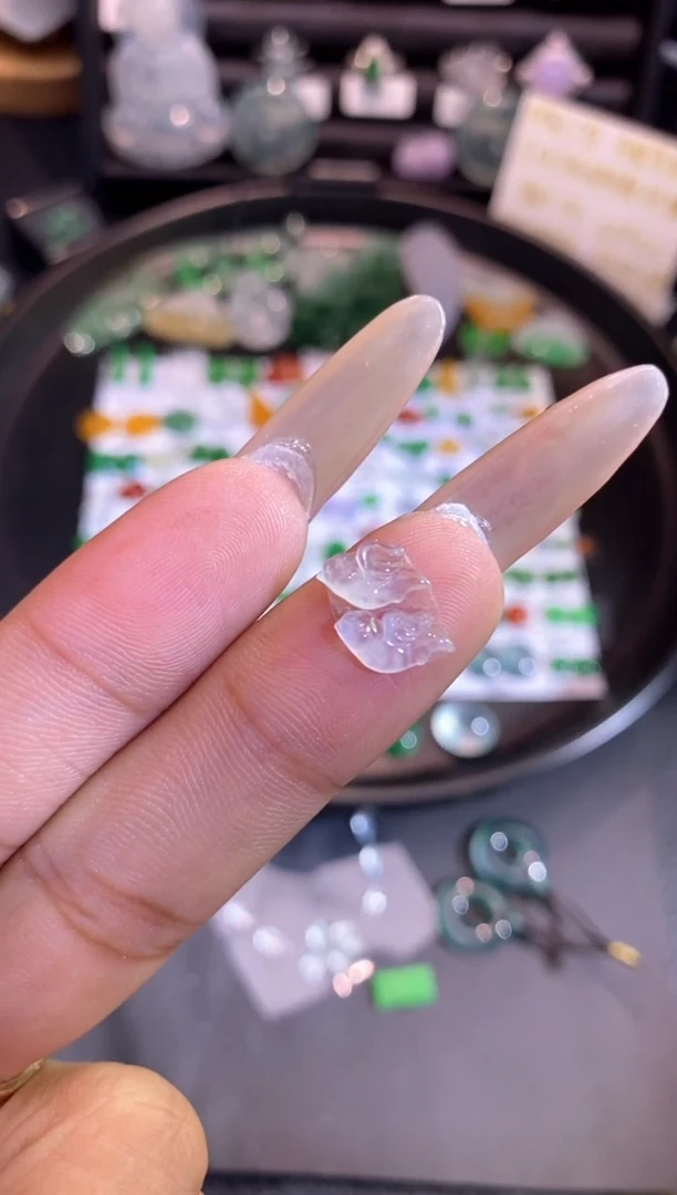 【闪购商品】翡翠挂件未镶嵌小鸟