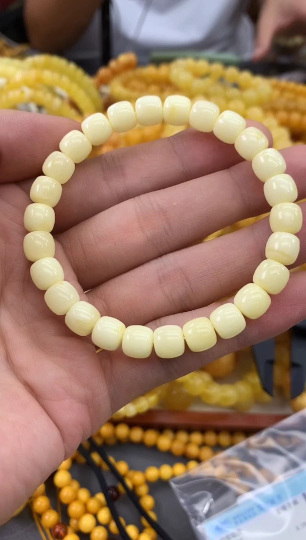 未镶嵌蜜蜡裸石手串
