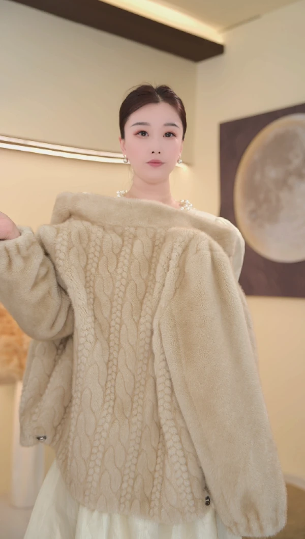 JZ--轻奢时尚雪兰貂麻花外套