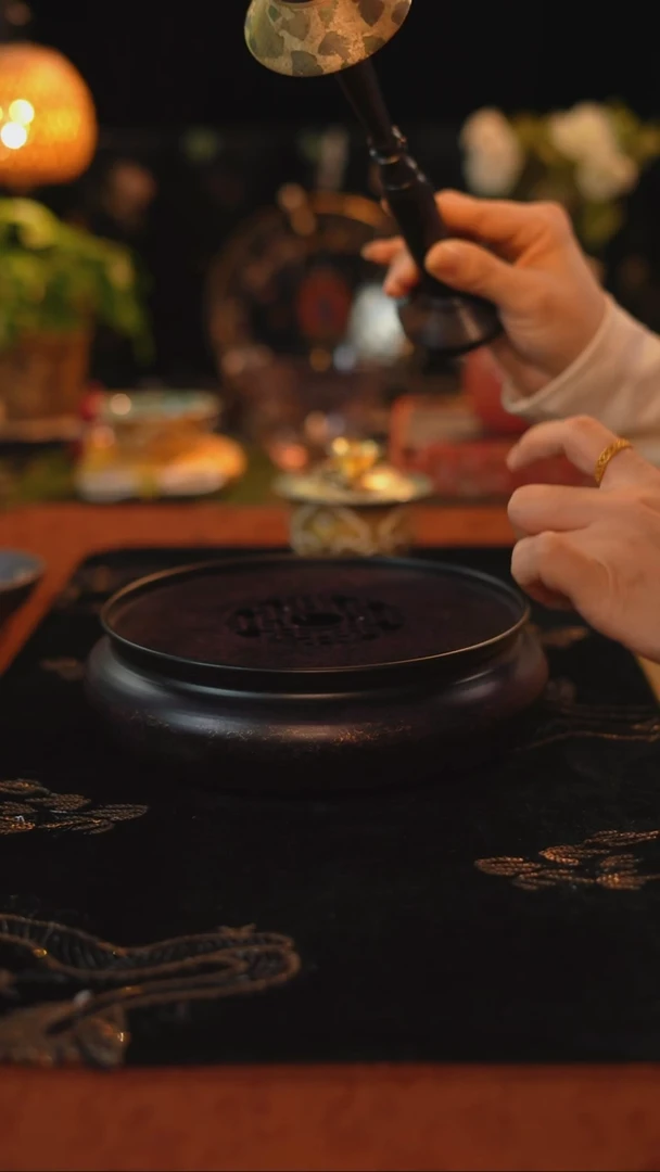 大漆扁建水·······