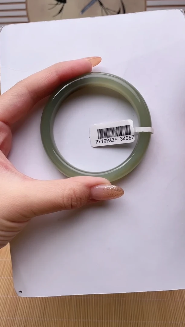 未镶嵌手镯和田玉57