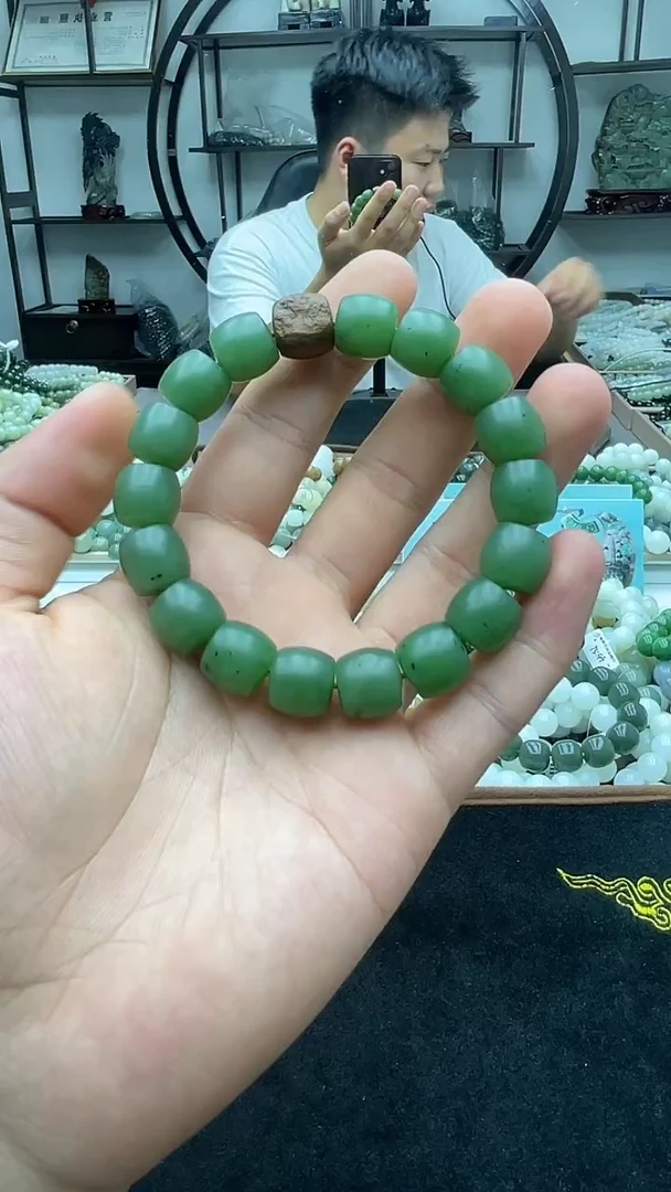 未镶嵌手串和田玉玛纳斯碧玉12直切