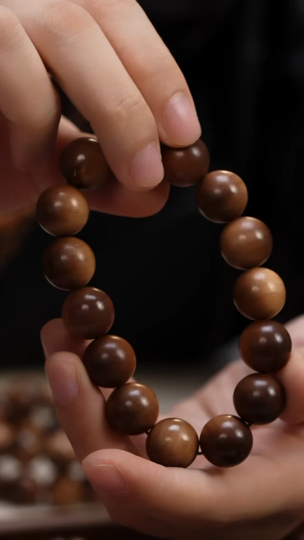 檀香木手串/手链5**z老山檀香1.5圆珠多样式发其一供奉料微瑕