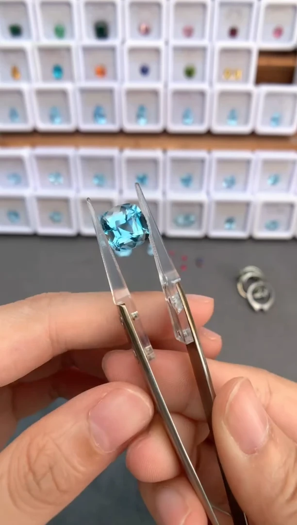 未镶嵌裸石定制托帕石6.34ct
