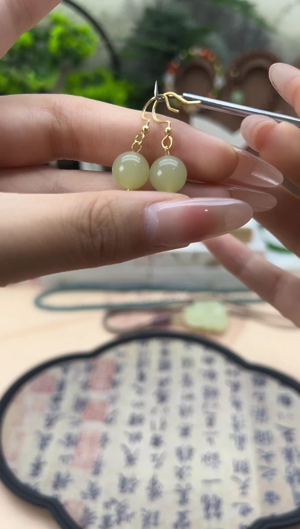 未镶嵌和田玉耳饰188