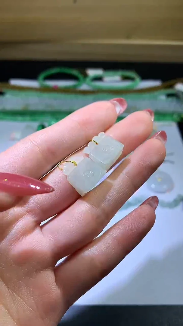 颈饰未镶嵌翡翠ZX018848多样性发一