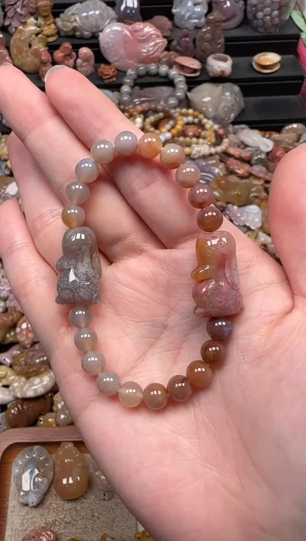 颈饰未镶嵌硅化珊瑚（珊瑚玉）613