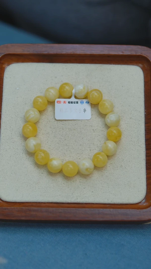 未镶嵌琥珀手链w22