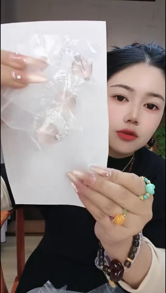 无合金卡西百露穿搭饰品淡粉