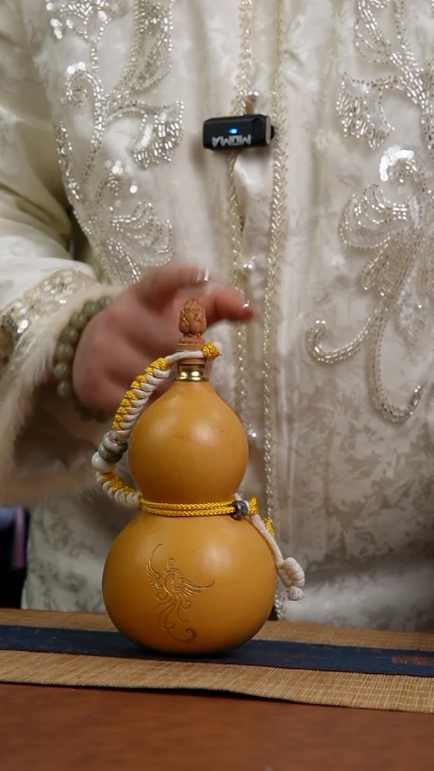 714号 天然热水酒葫芦 一物一拍（有瑕介意勿拍）