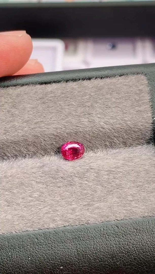 裸石蓝宝石胡*夏1.08-450天然无烧蓝宝石