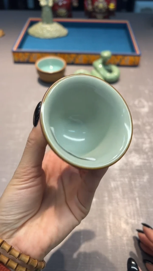 【闪购商品】刘钦莹 苍穹 小花神杯