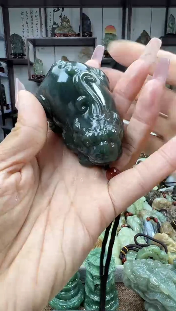 未镶嵌和田玉把件190