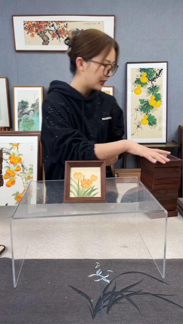 【闪购商品】国画5寸-小摆台作品-郁金香