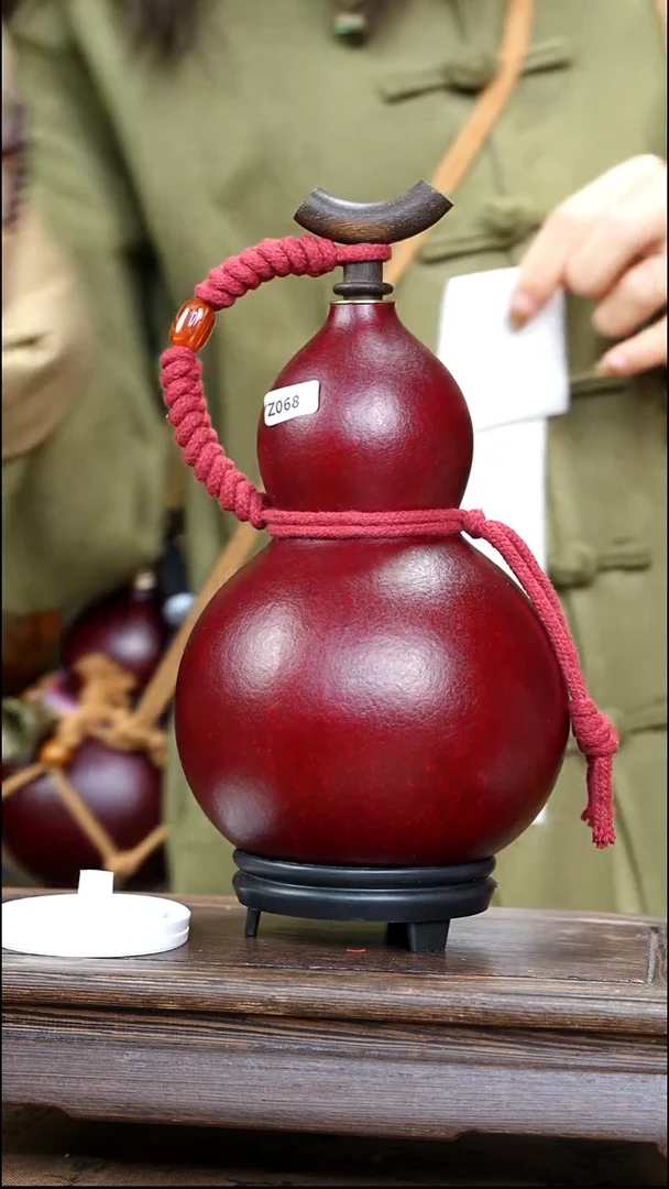 YZ068简约大漆款天然酒葫芦（一物一拍）