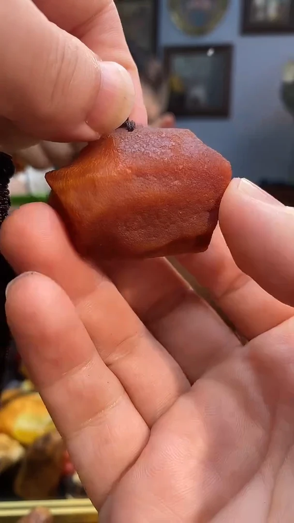 琥珀颈饰未镶嵌吊坠