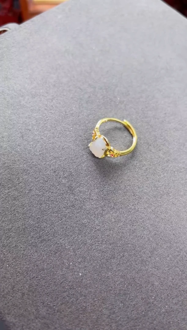 和田玉未镶嵌颈饰烟紫貔貅戒指 多样性发一