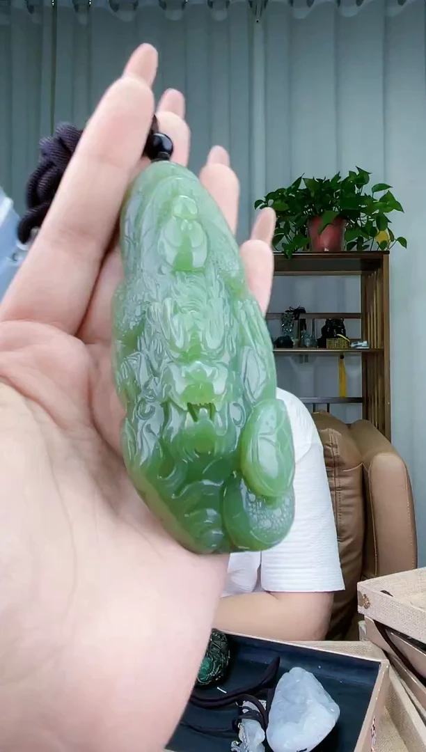 未镶嵌和田玉挂件拍一发一，多样性发货