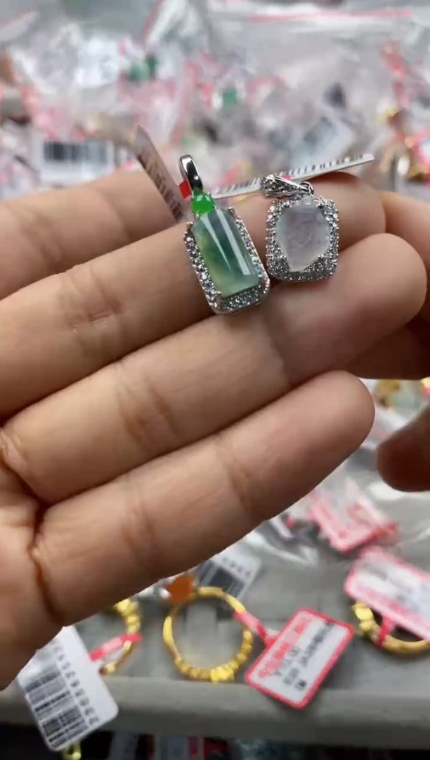 银S925镶嵌戒指翡翠333               7