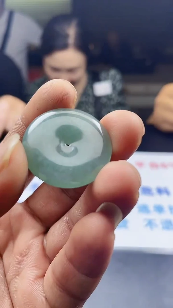 定制翡翠未镶嵌天然翡翠A货