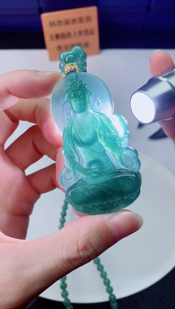 翡翠未镶嵌颈饰11111111