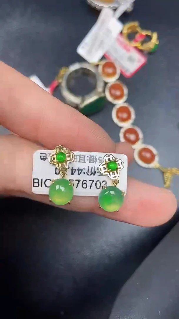 银S925镶嵌戒指翡翠3800