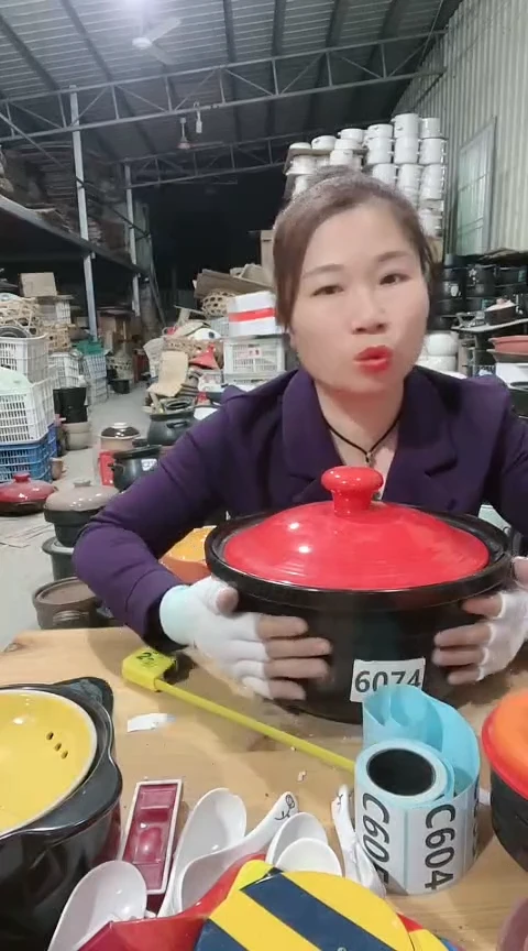 【闪购商品】6074明显瑕疵4.5黑锅带盖