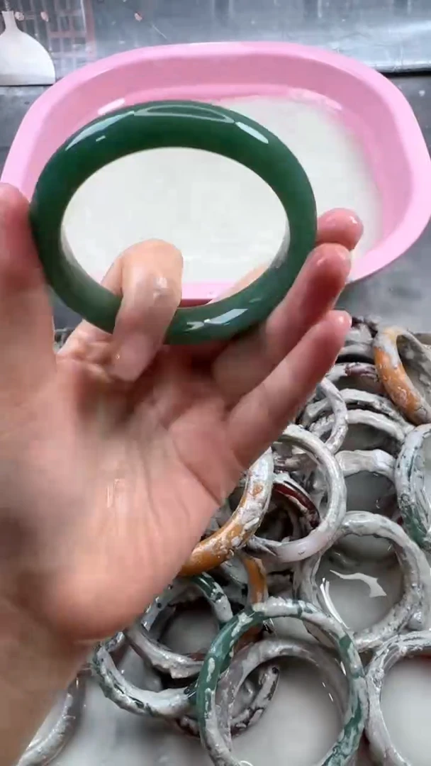 石英质玉手镯未镶嵌28 6263