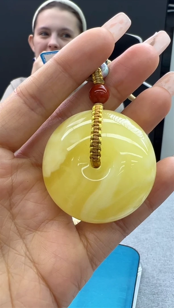 【闪购商品】琥珀颈饰未镶嵌292秒拍号