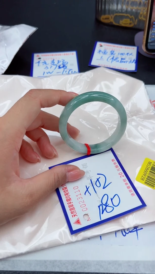 翡翠手镯未镶嵌111111111111